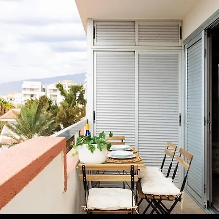 Sunset Over The Sea Apartamento *