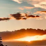 Sunset Over The Sea * פלאייה דה לאס אמריקס
