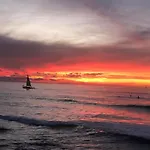 Sunset Over The Sea * פלאייה דה לאס אמריקס